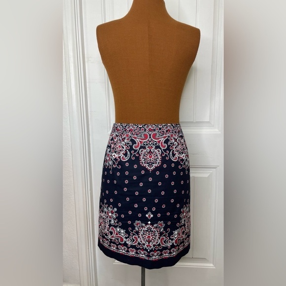 Talbots Bandana Paisley Print Navy, Red & White Stretch Skirt Size 10P - Picture 7 of 8